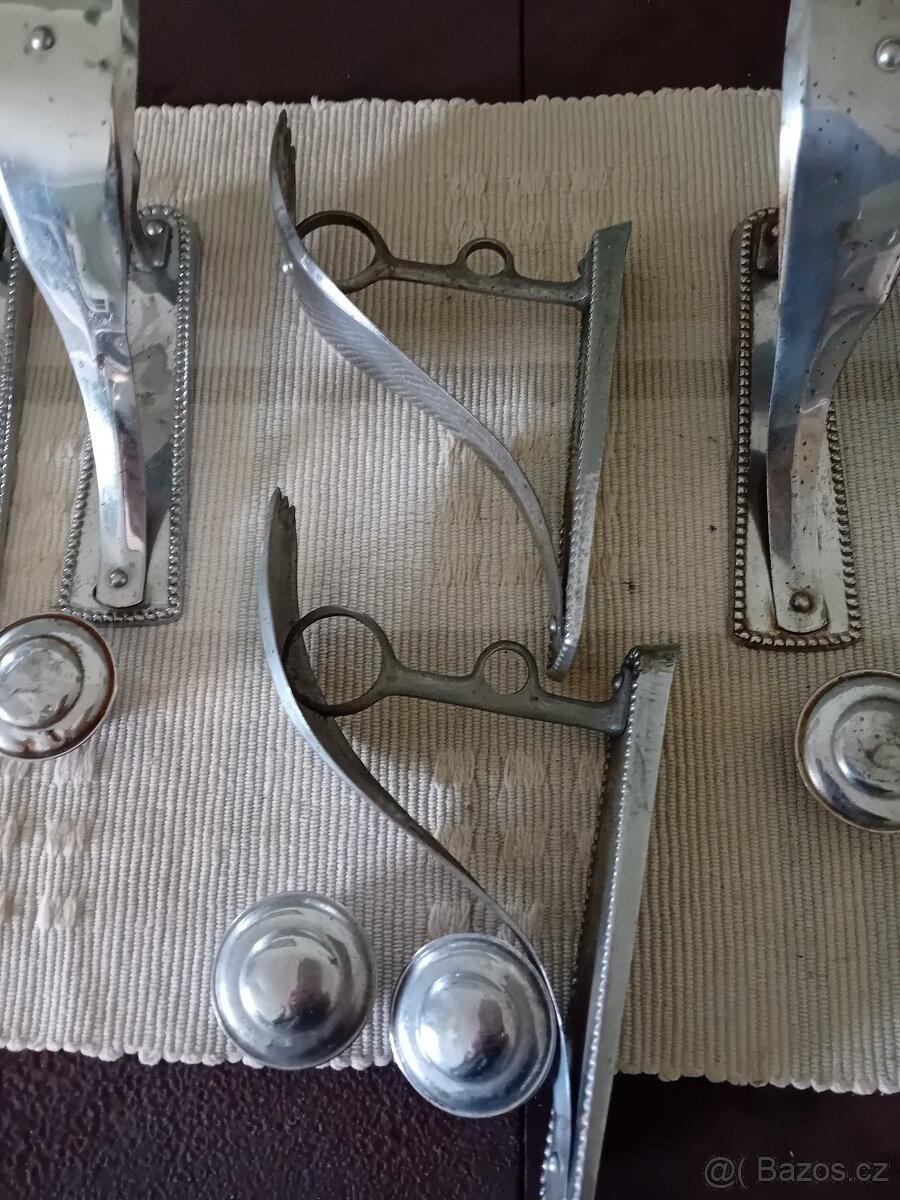 retro držáky na tyče k záclonám - 3