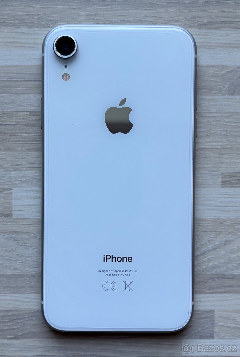iPhone XR 64 GB bily - 3