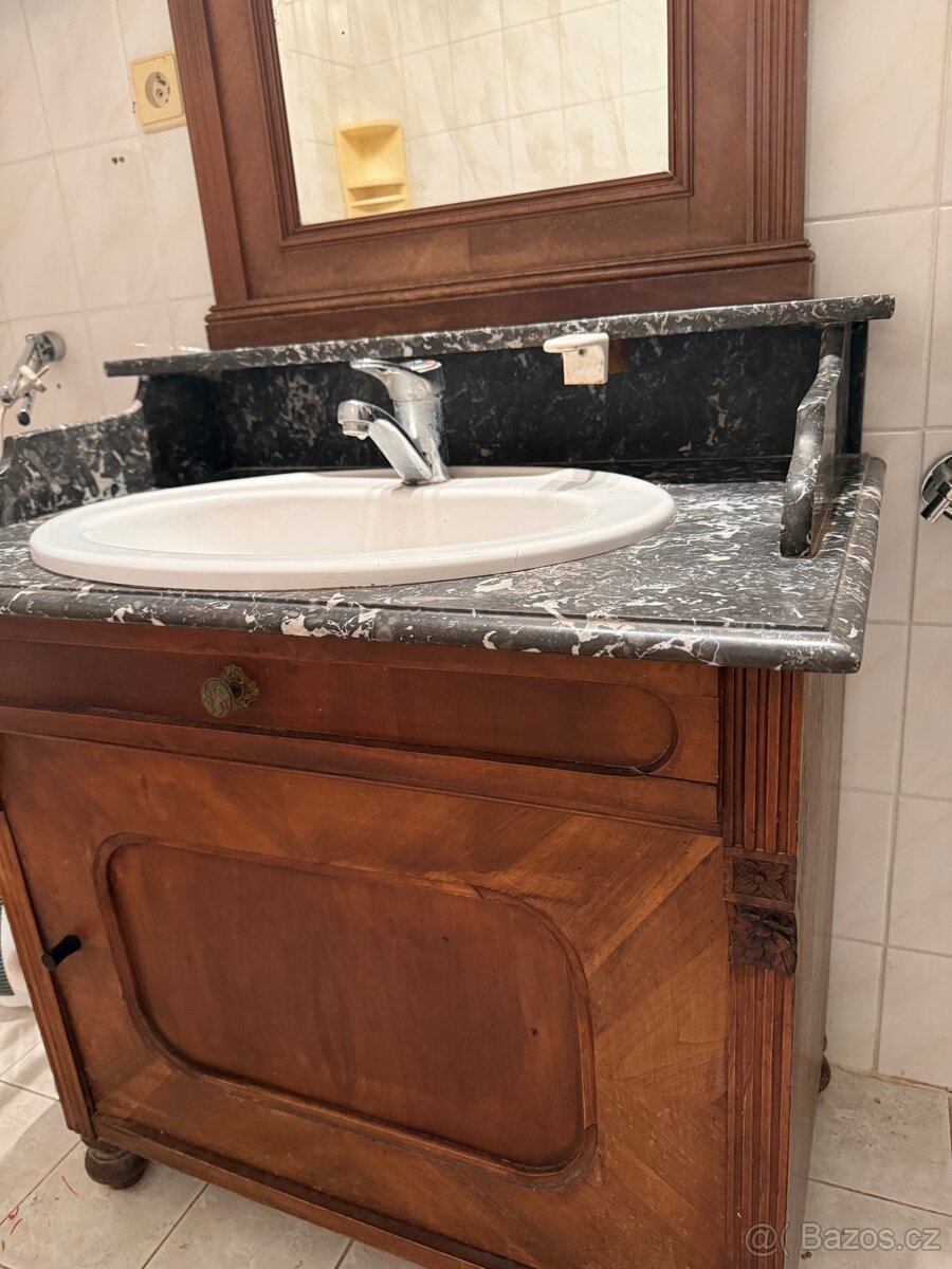 Prodám stary koupelnovy nábytek - 3