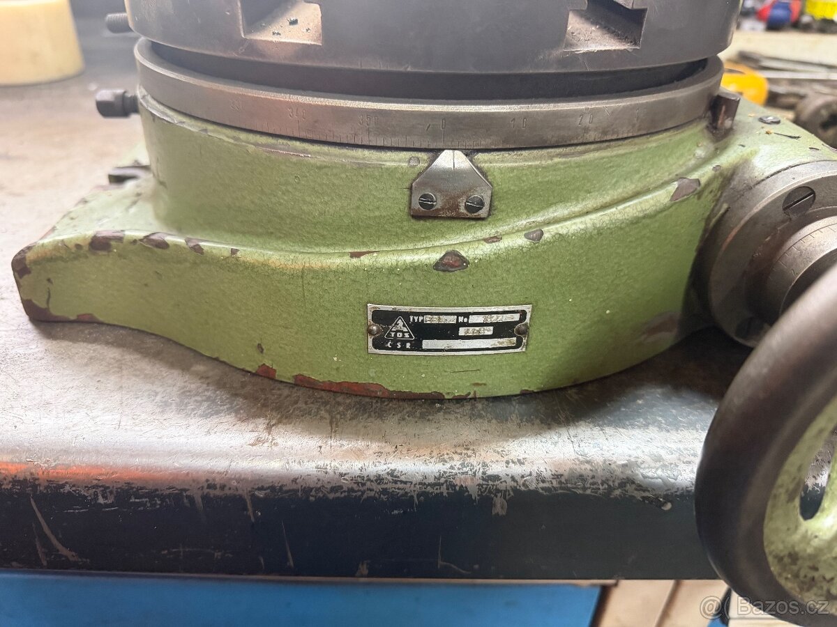 Otočný stůl pod frézku 250mm - 3