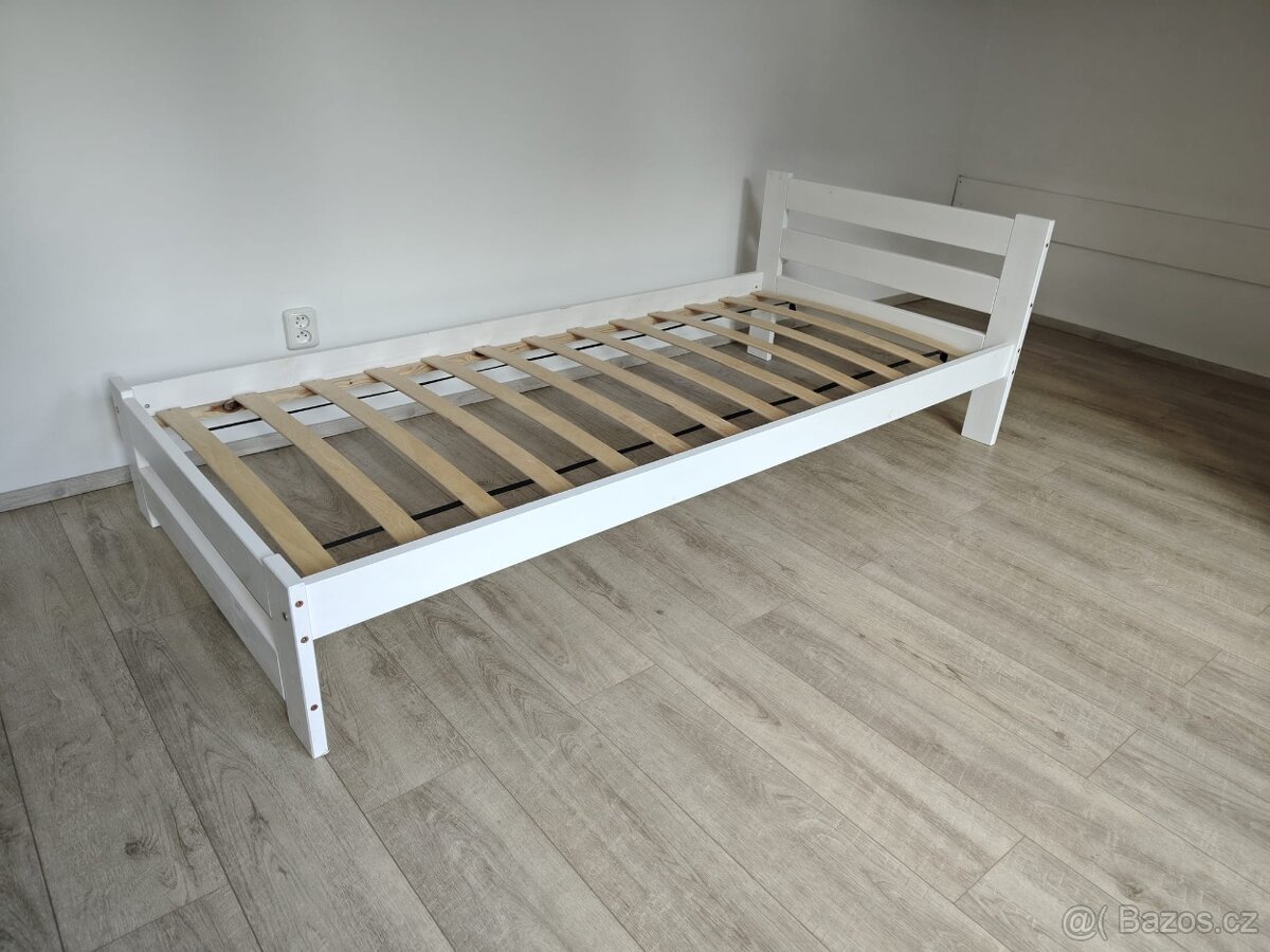 Postel s šuplíkem a matrací - 3