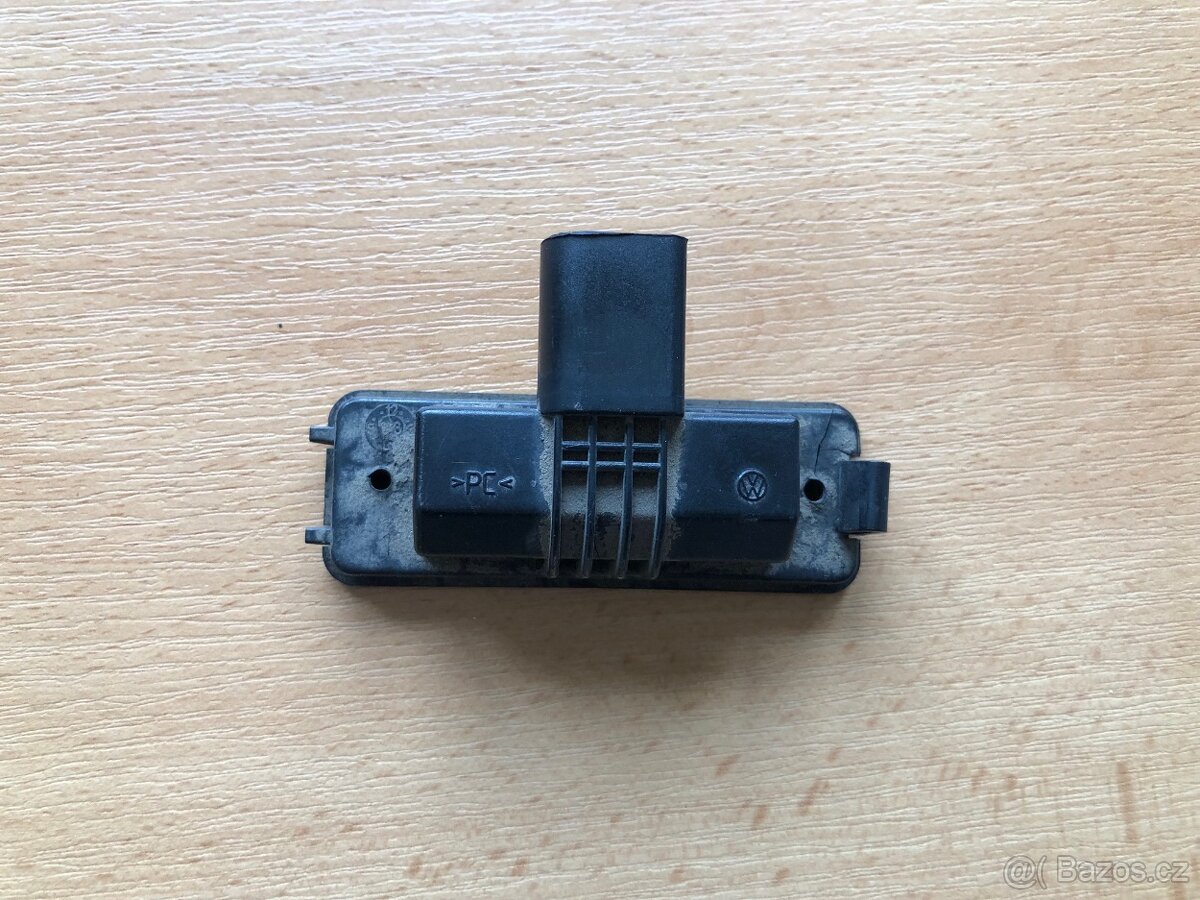 VW Golf IV osvětlení značky - 3