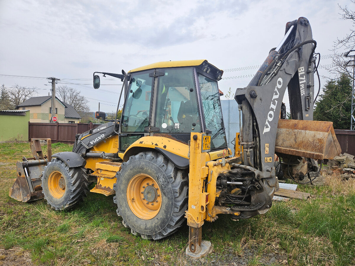 Traktorbagr Volvo BL71 plus - 3