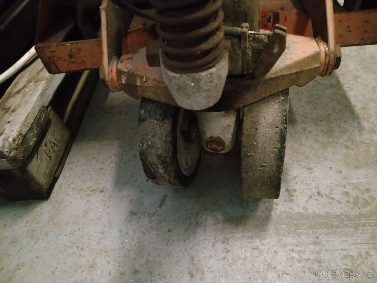 paletový zvedák - 3