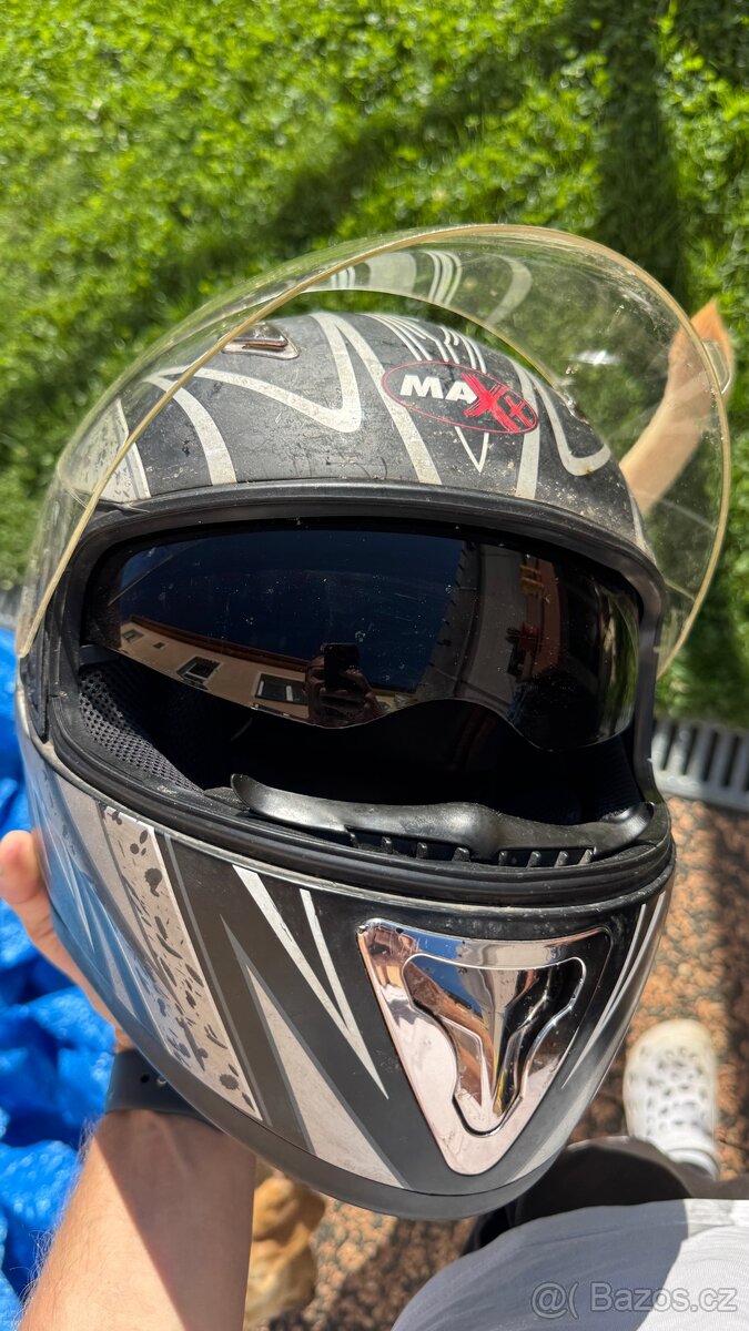 Silniční helma vel. M - 3