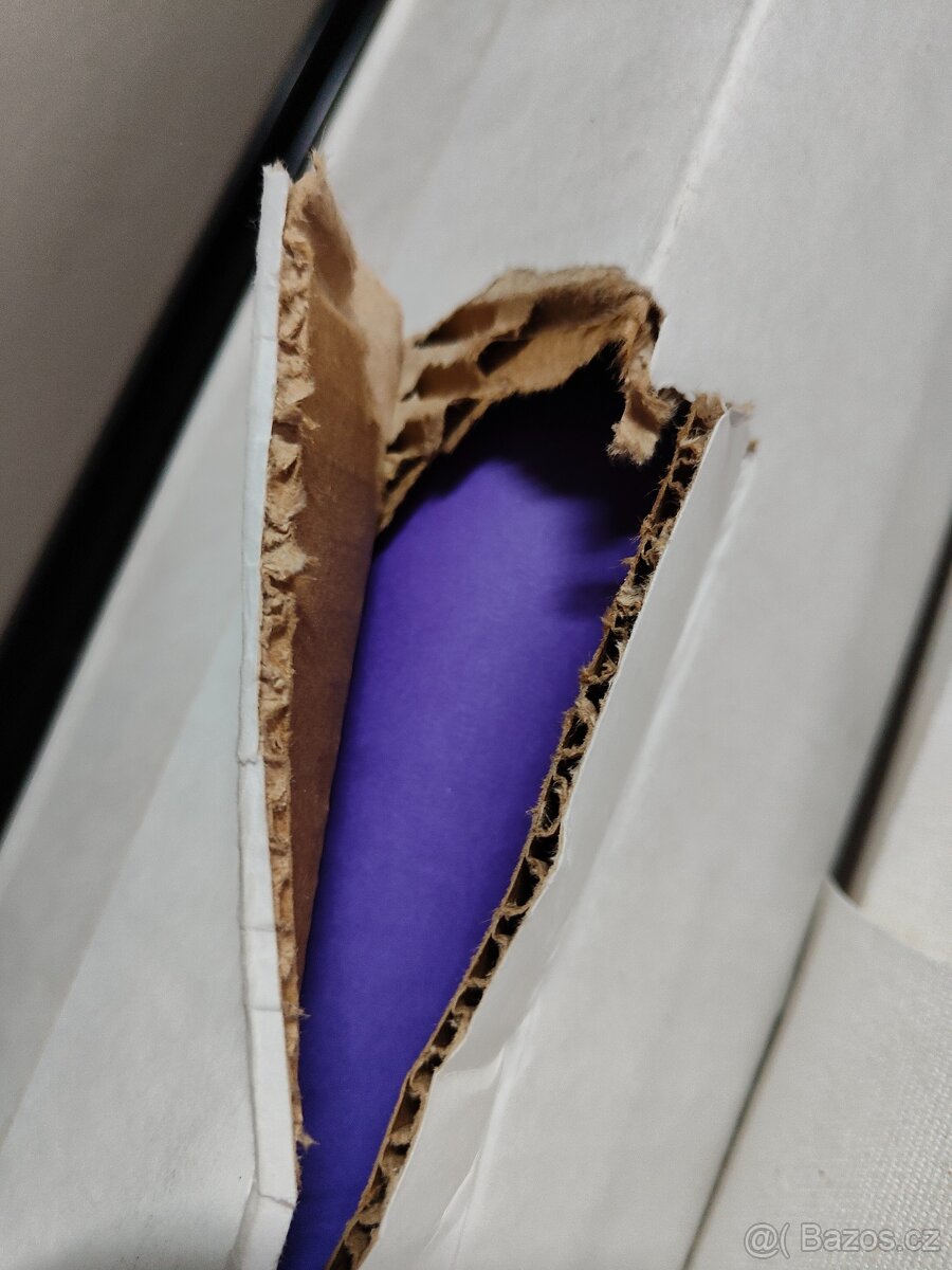 Papírové pozadí / fotopozadí - 2,72 x 11m - šest barev - 3