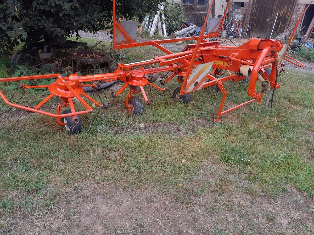 Prodám obraceč sena kuhn gf 6301 digidriv - 3