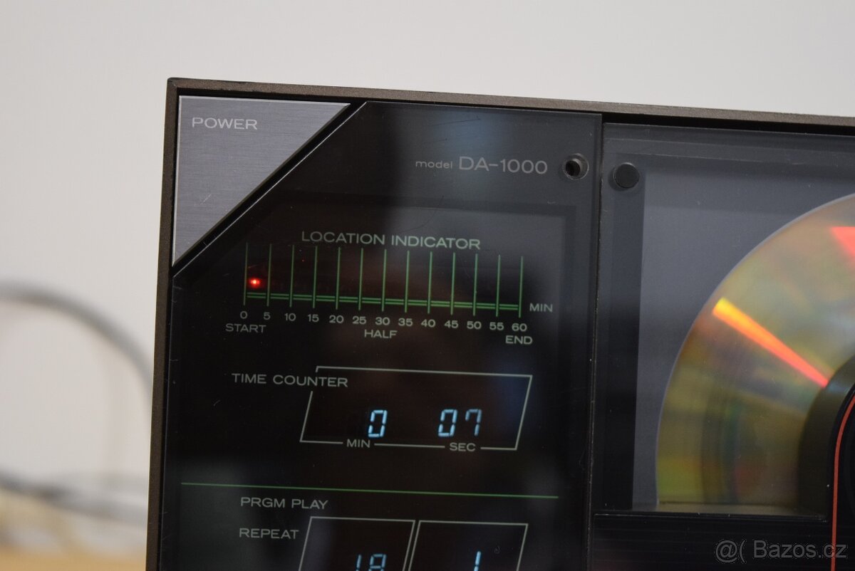 HITACHI DA-1000 KVALITNÍ VINTAGE CD PŘEHRÁVAČ - 3