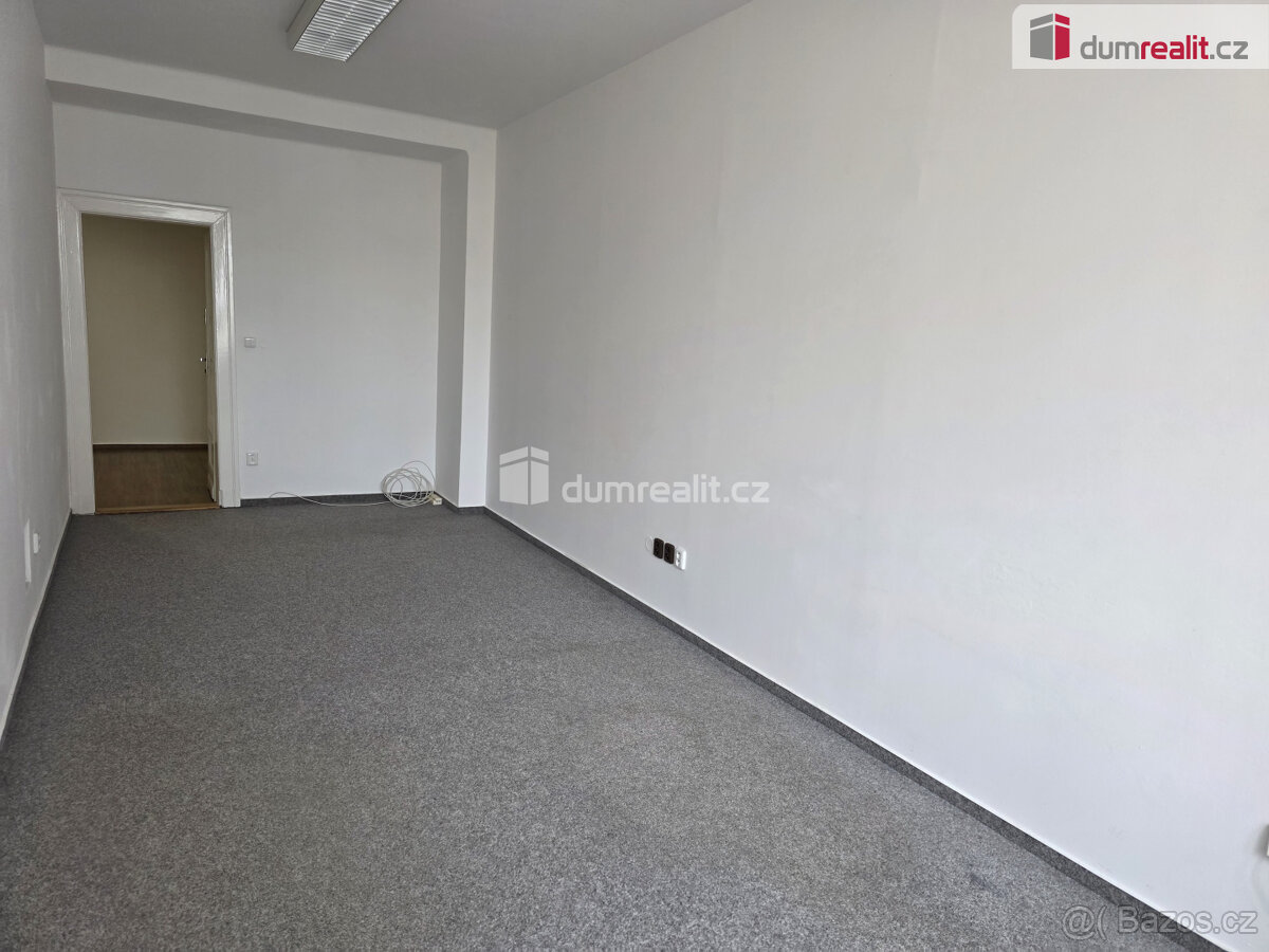 Pronájem kanceláře 23m2, Vodičkova, Praha 1 - 3