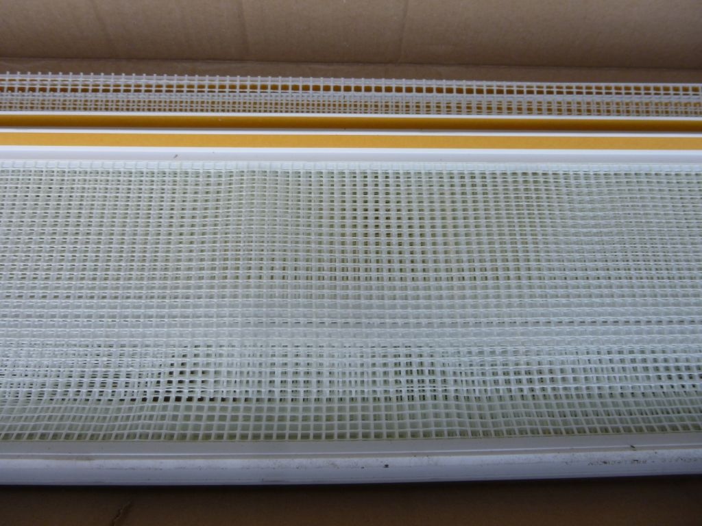 OKENNÍ APU LIŠTA S PERLINKOU, FASÁDNÍ ROHY - 3