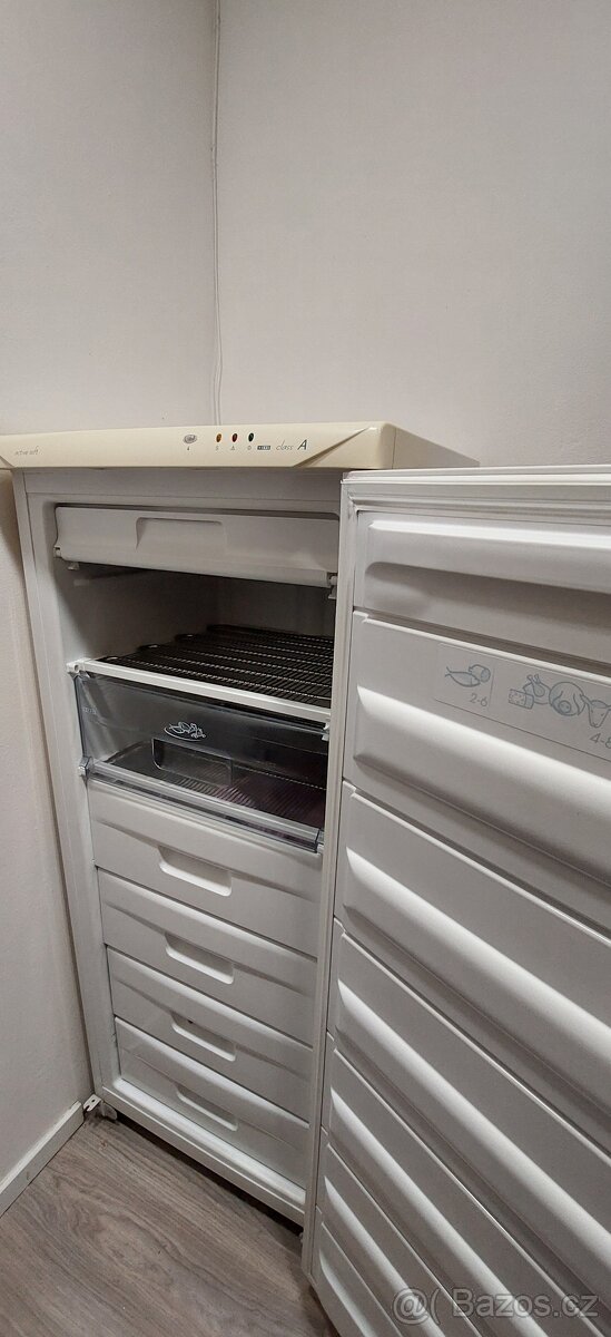 Mrazák Snaigé Modèle : F245 - 3