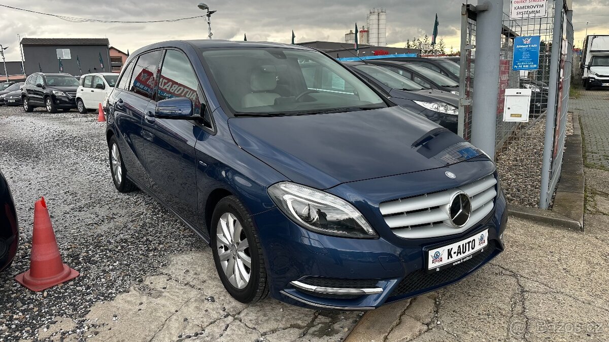 Mercedes-Benz B200i 115kW ALU,Kůže,PDC - 3