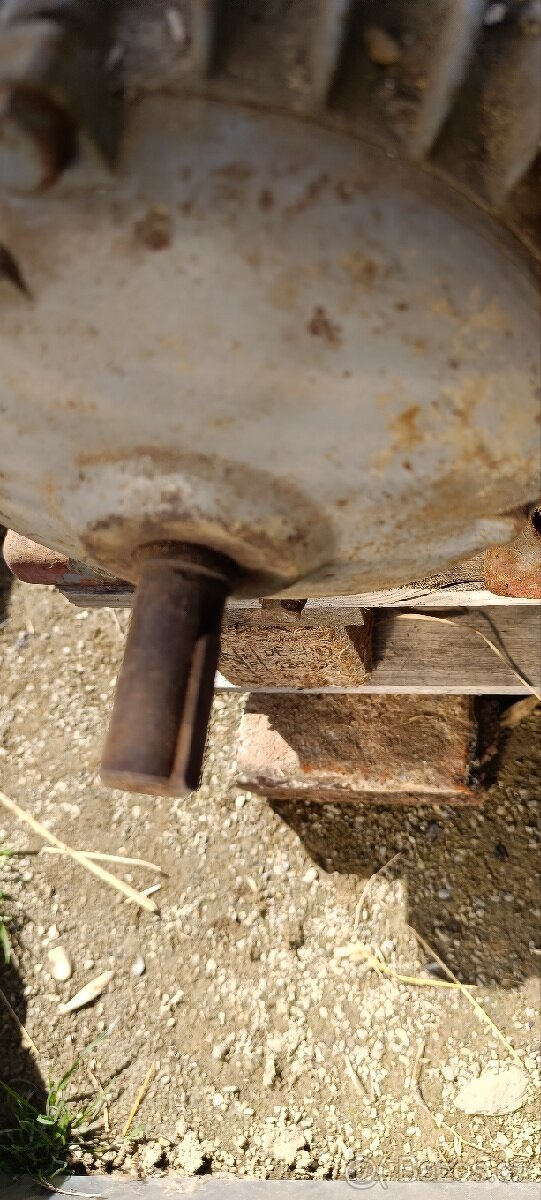 Elektromotor 220/380 V - 3