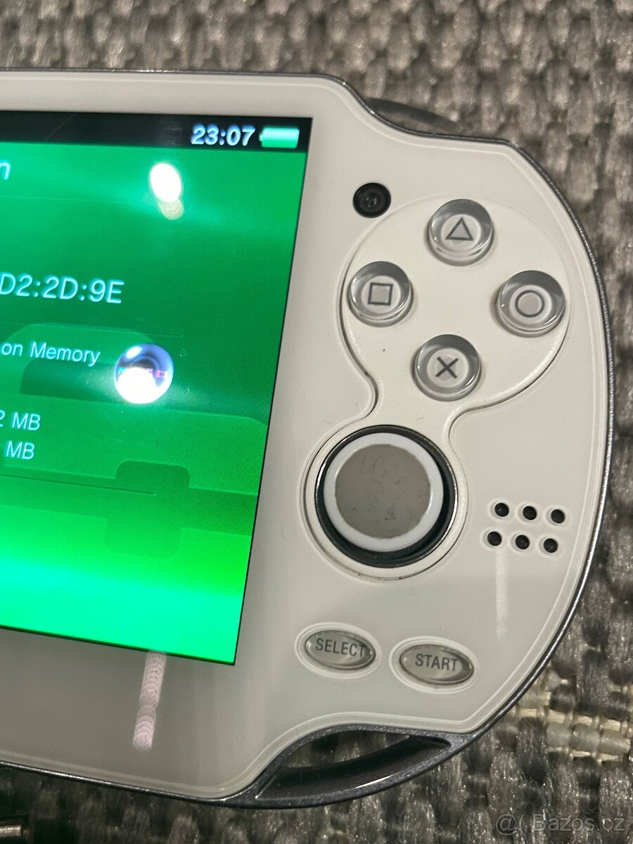 PS VITA PCH-1001 - OLED biela - 3