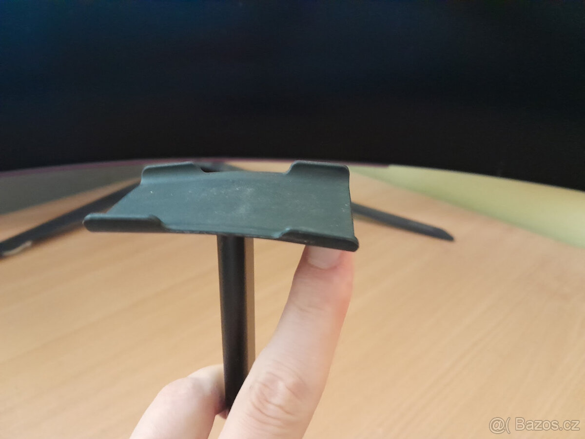 STOJAN NA SLUCHÁTKA IHNED K PRODEJI - 3