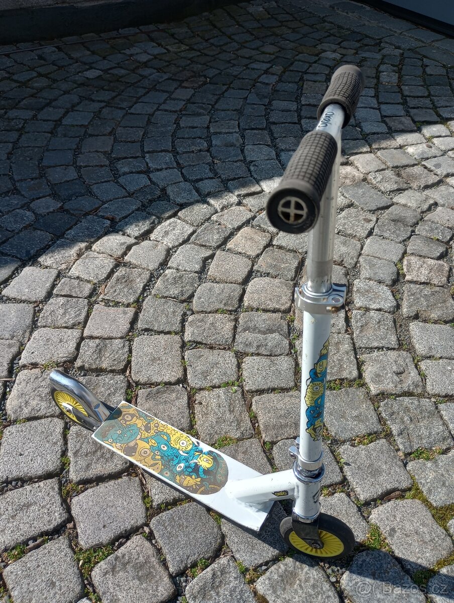 Koloběžka Decathlon Oxelo play3 - 3