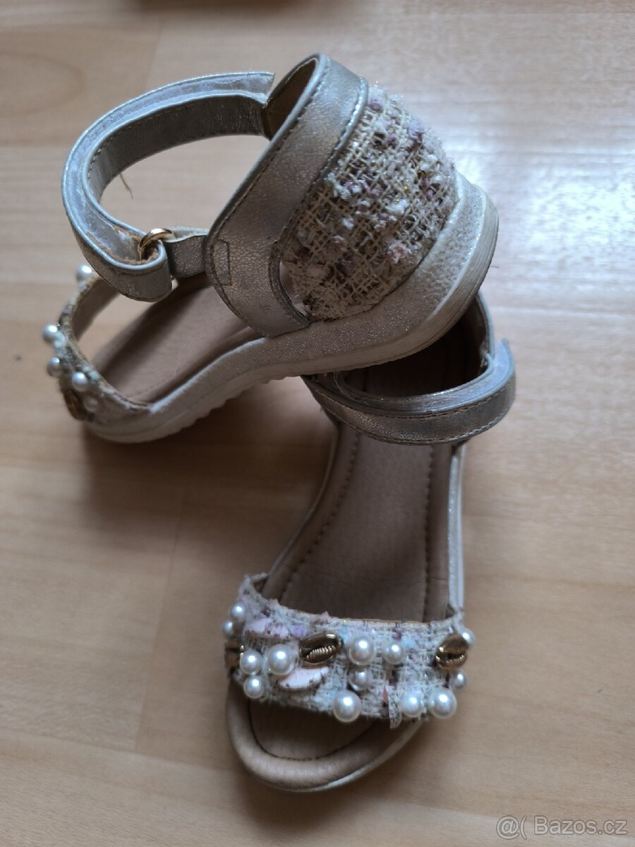 Sandálky Nelli Blu velikost 31 - 3