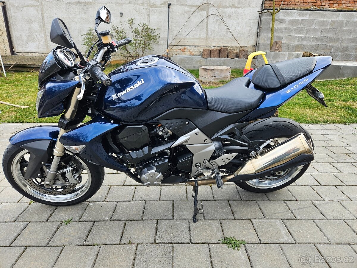 Kawasaki Z1000 - 3