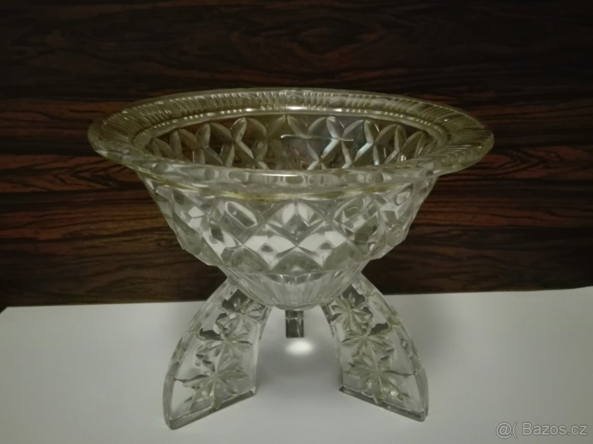 SKLENĚNÁ MÍSA NA NOŽIČKÁCH - 3
