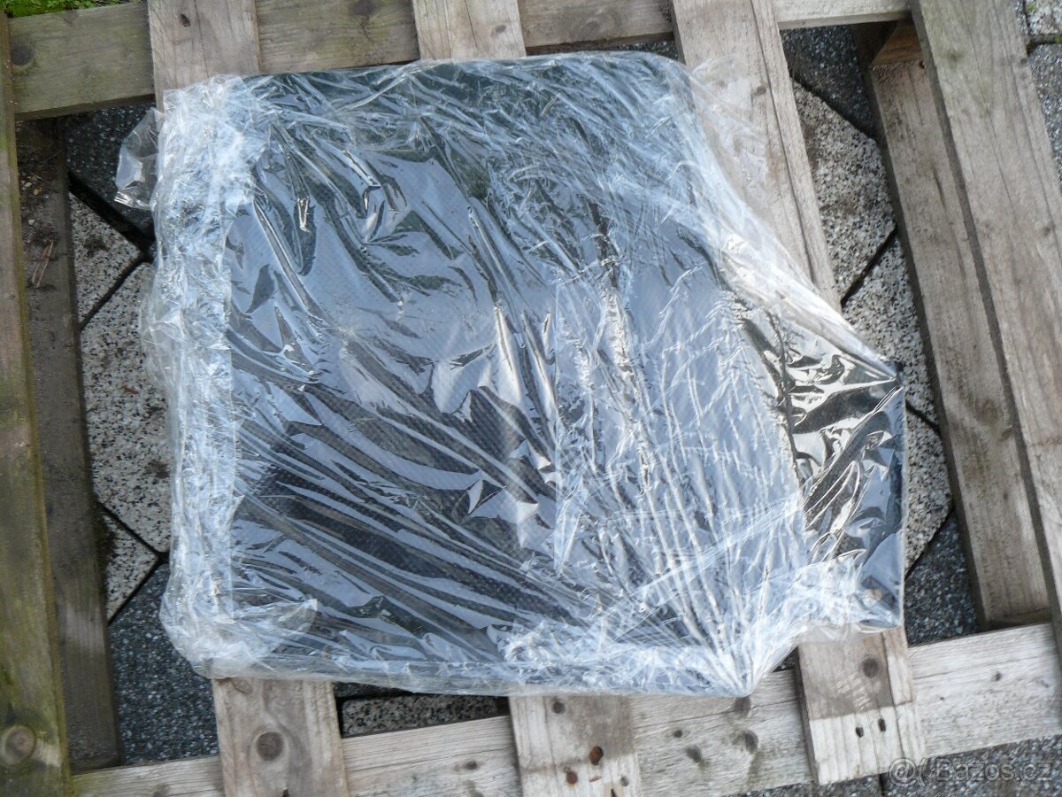 SKODA 110R kryt motoru - 3