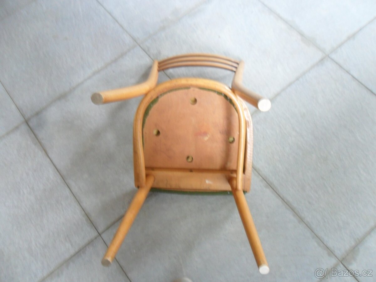 Staré židle - 3