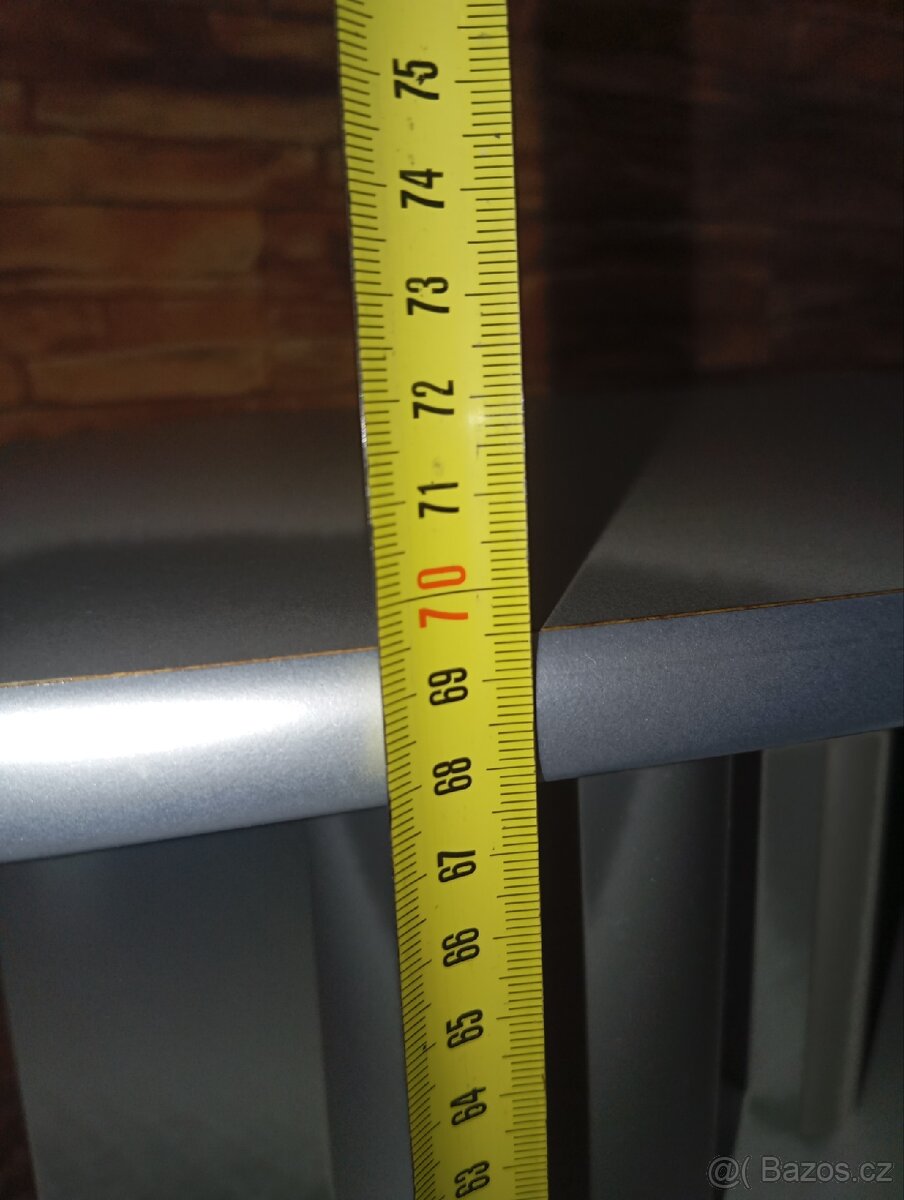 Televizní stolek - 3