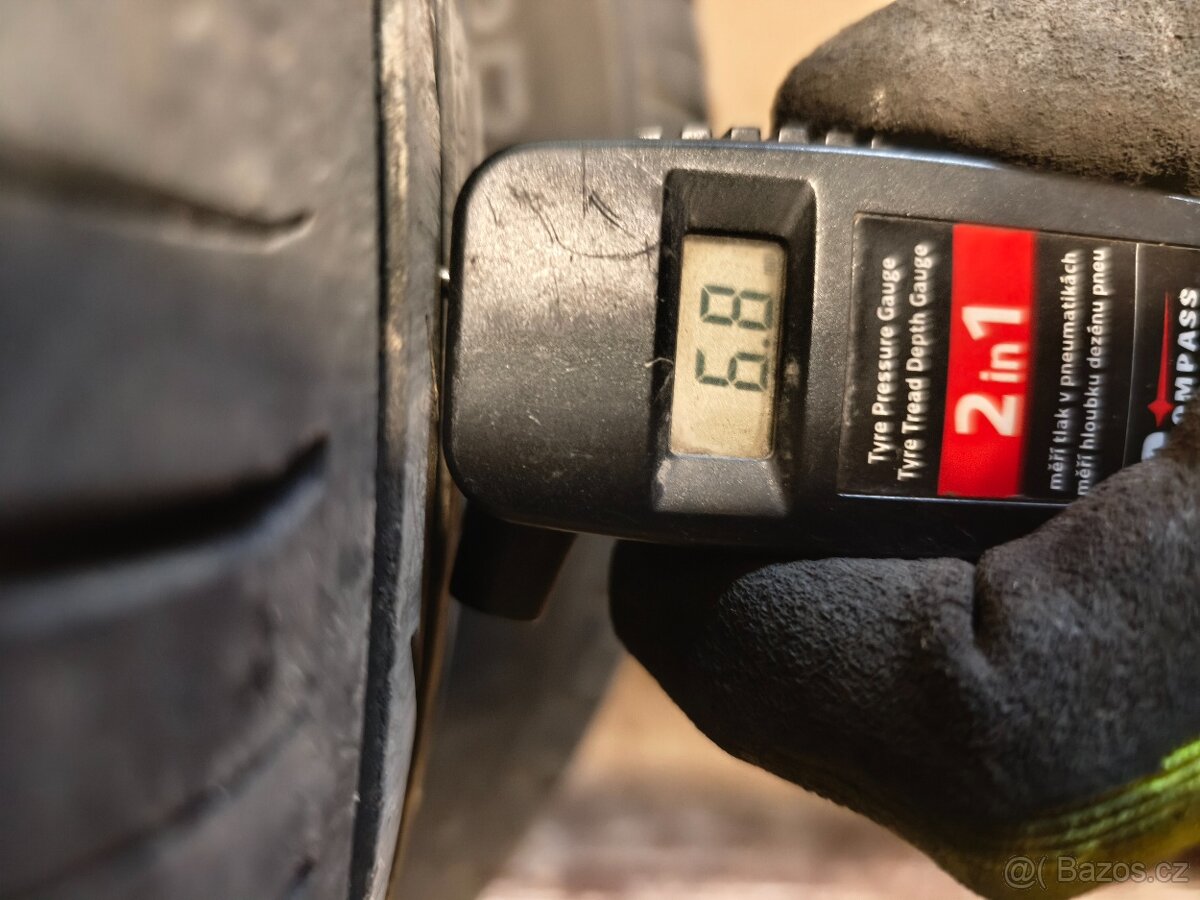 185/65R15 - 3