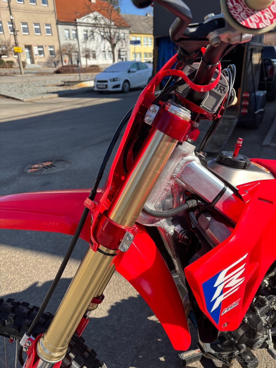 Prodám Honda CRF250R, r.v. 2022