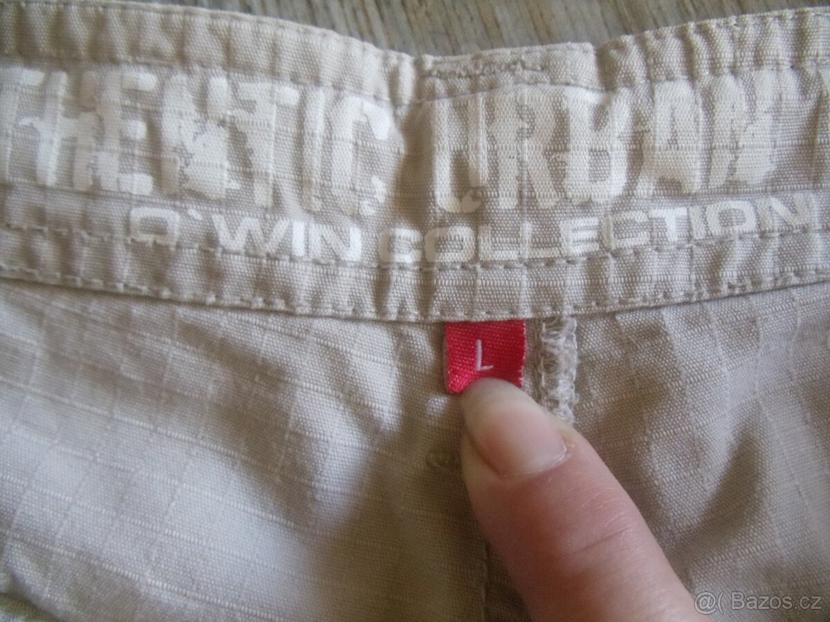 Pánské capri vel L zn: Authentic - 3