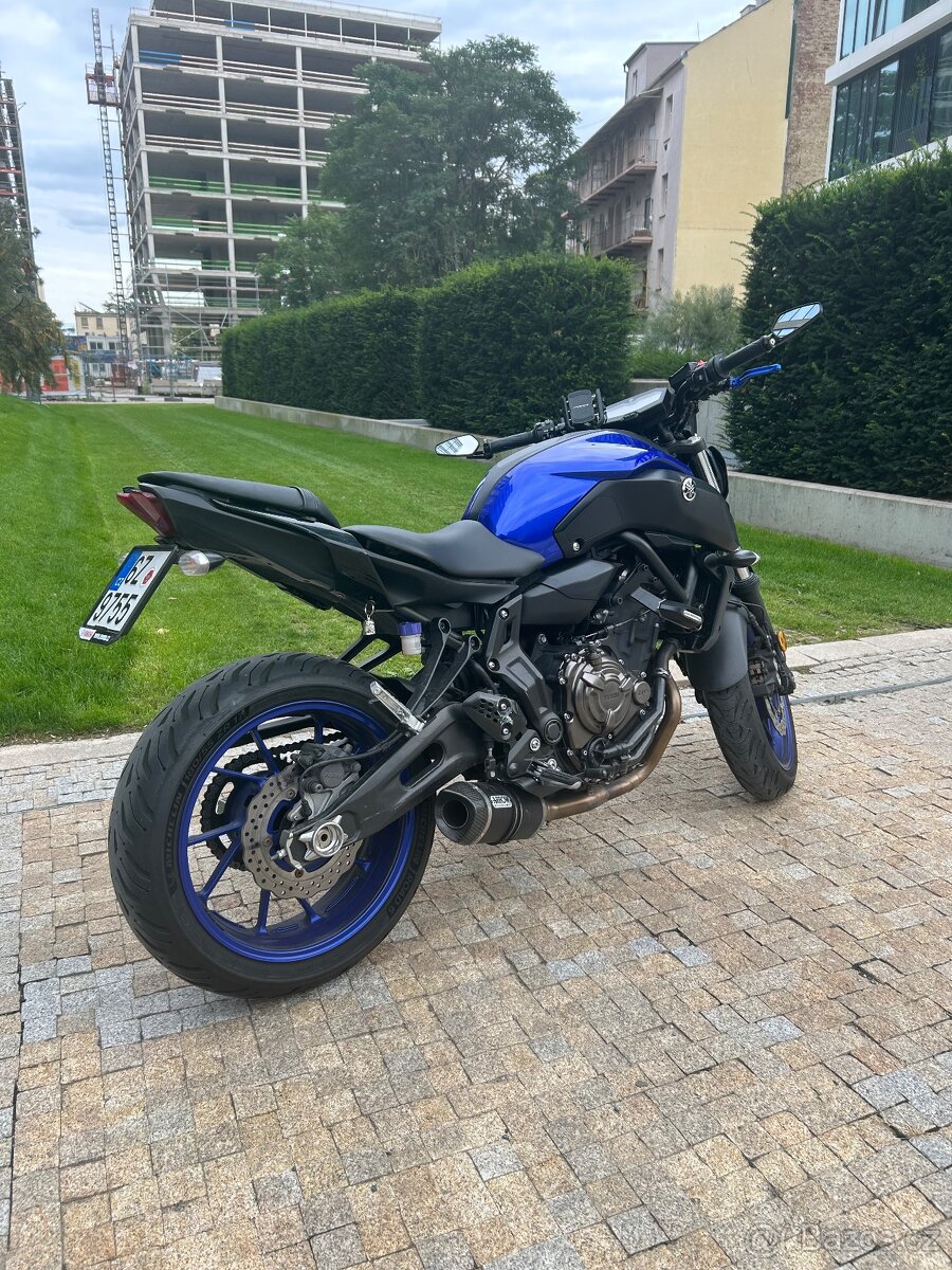 Yamaha MT07 2018 (35kw v TP) A2 - 3