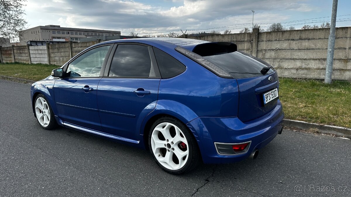 FORD FOCUS 2.5 ST - 3