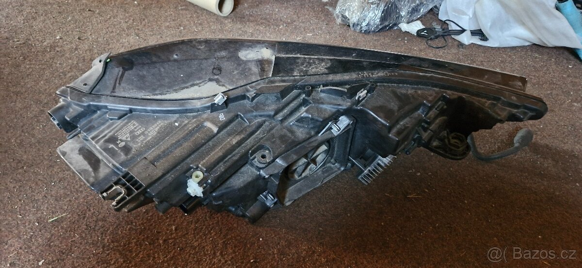 Leve predni svetlo full led audi A6 4K C8 - 3