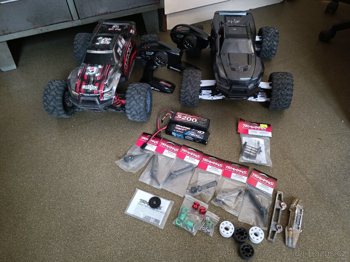 2x Traxxas Maxx - 3