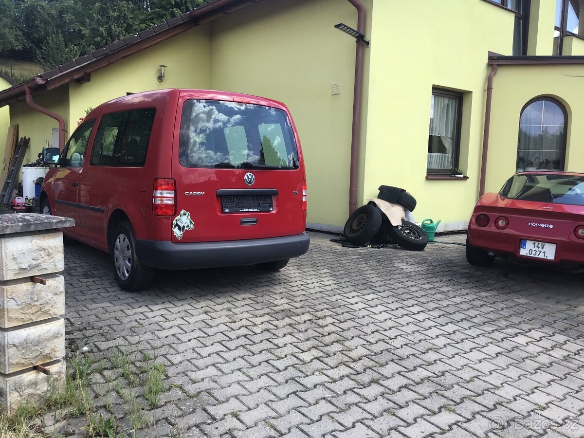 Prodam VW Caddy 1,2 Tsi 77Kw Rv.2015 - 3