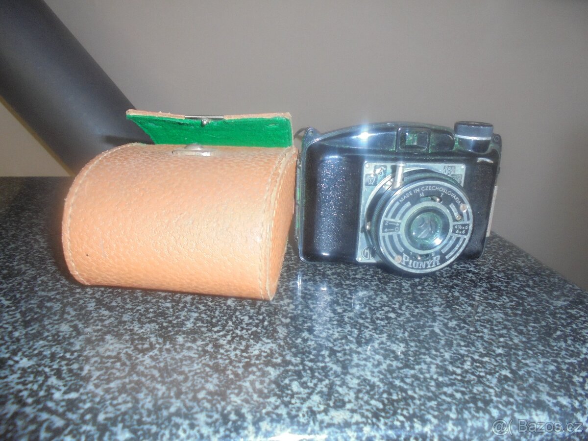 staré fotoaparáty - 3