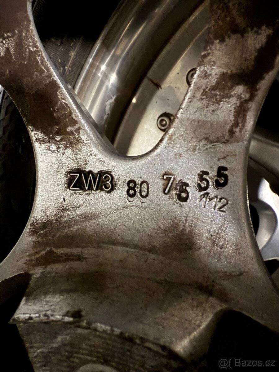 ALU kola RH Tecnic 5x112 8J ET55 r17 podložky 5x110 - 3