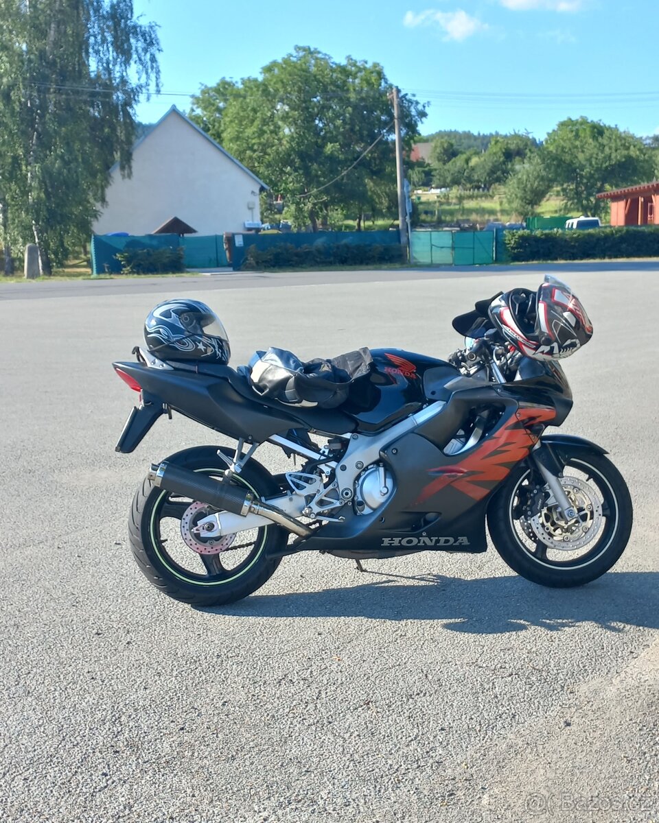 Honda cbr 600f - 3