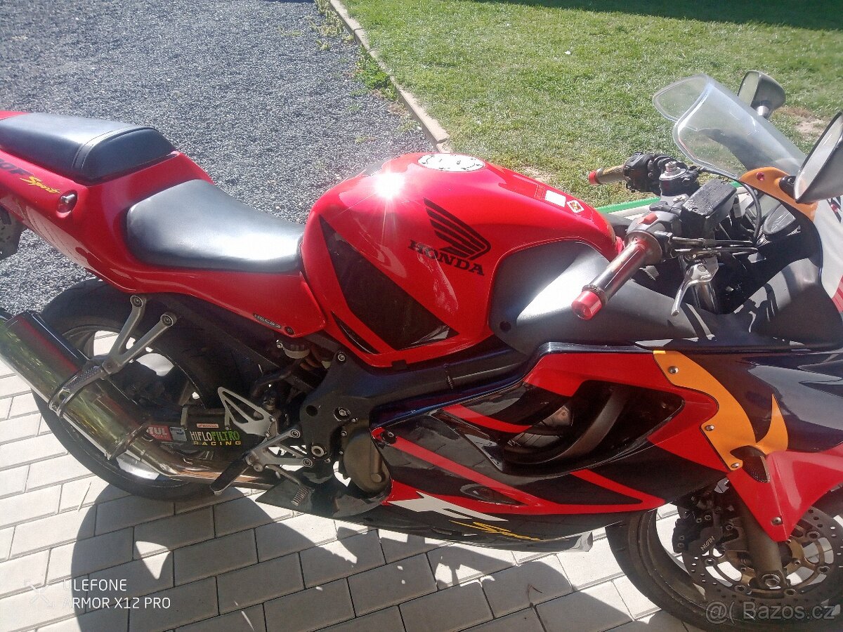 Prodám Honda CBR 600 f - 3