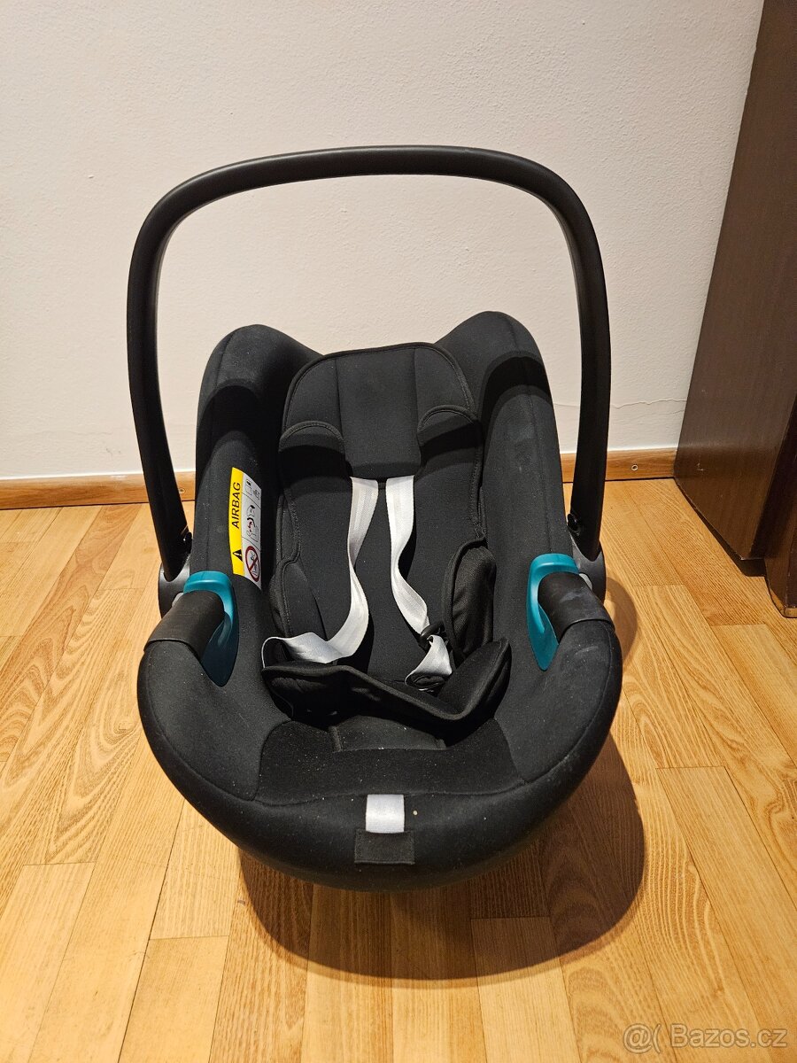 Autosedačka Britax Römer Smile 3 s bází – velmi zachovalá - 3