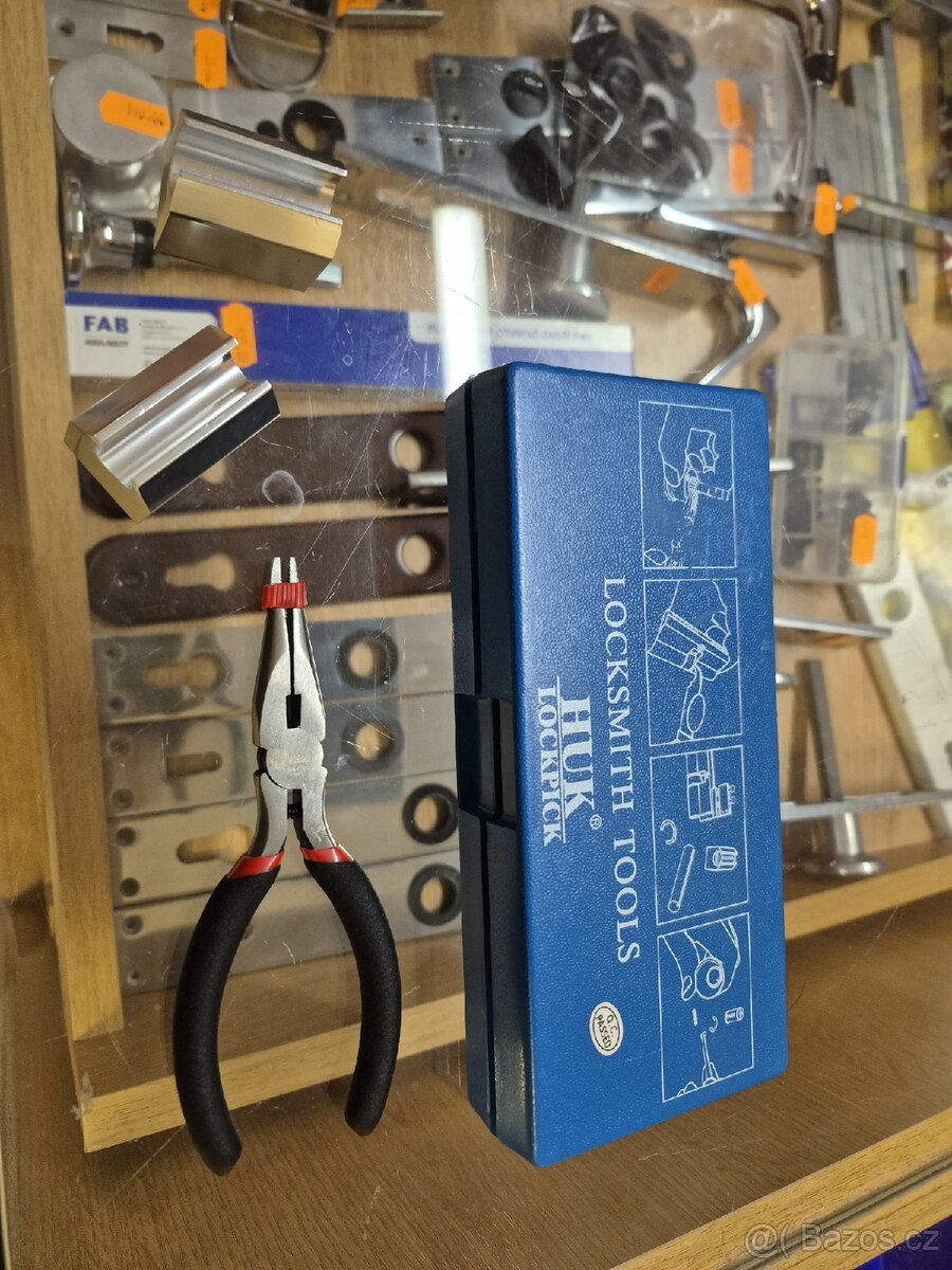 Soupravy na skládání cylindrické vložky - 3