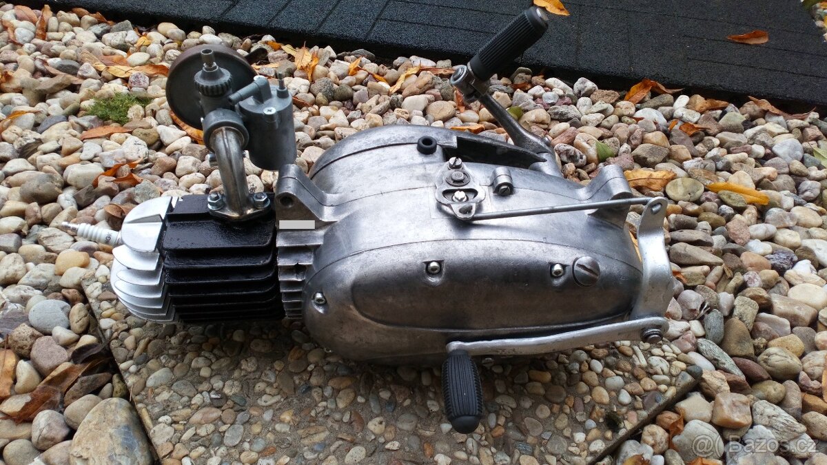 Motor Jawa Pařez - 3