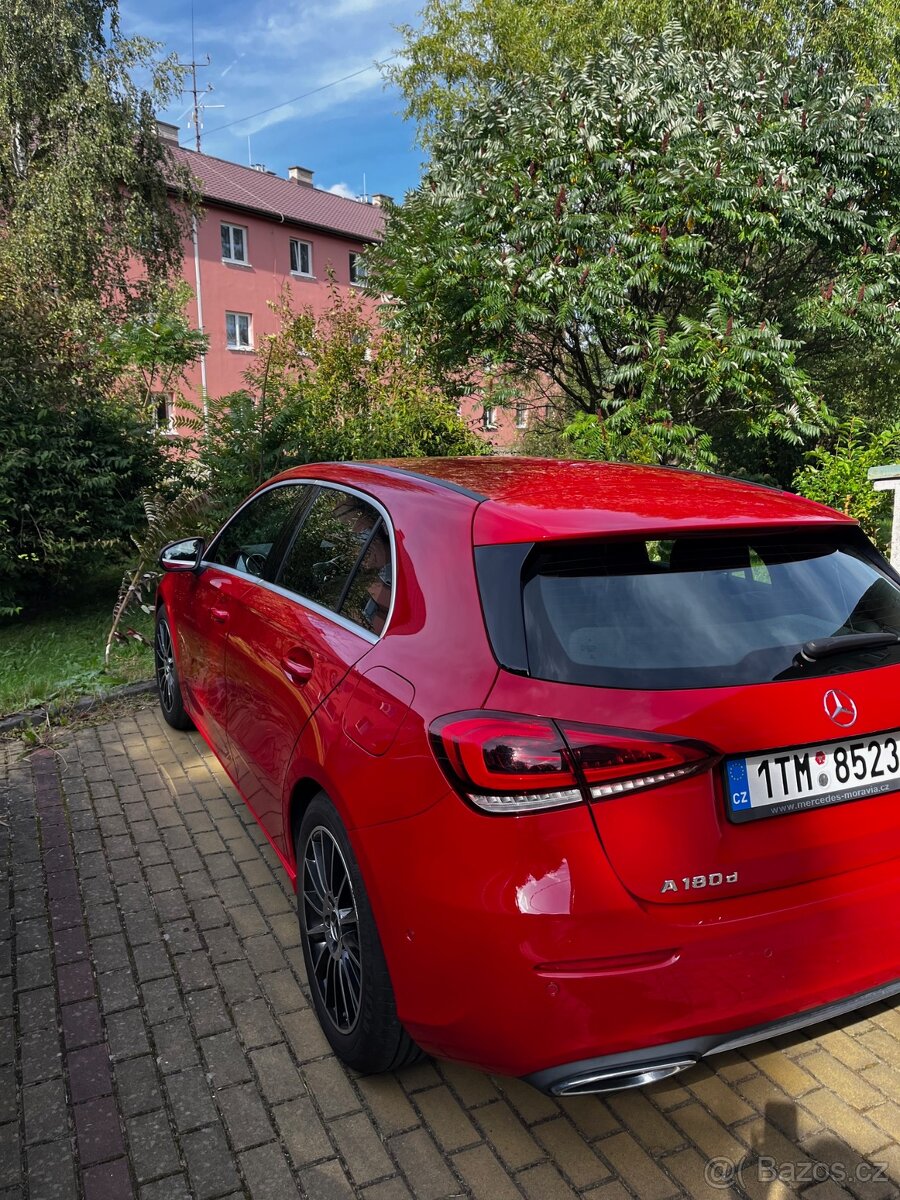 Mercedes - Benz A180 - 3