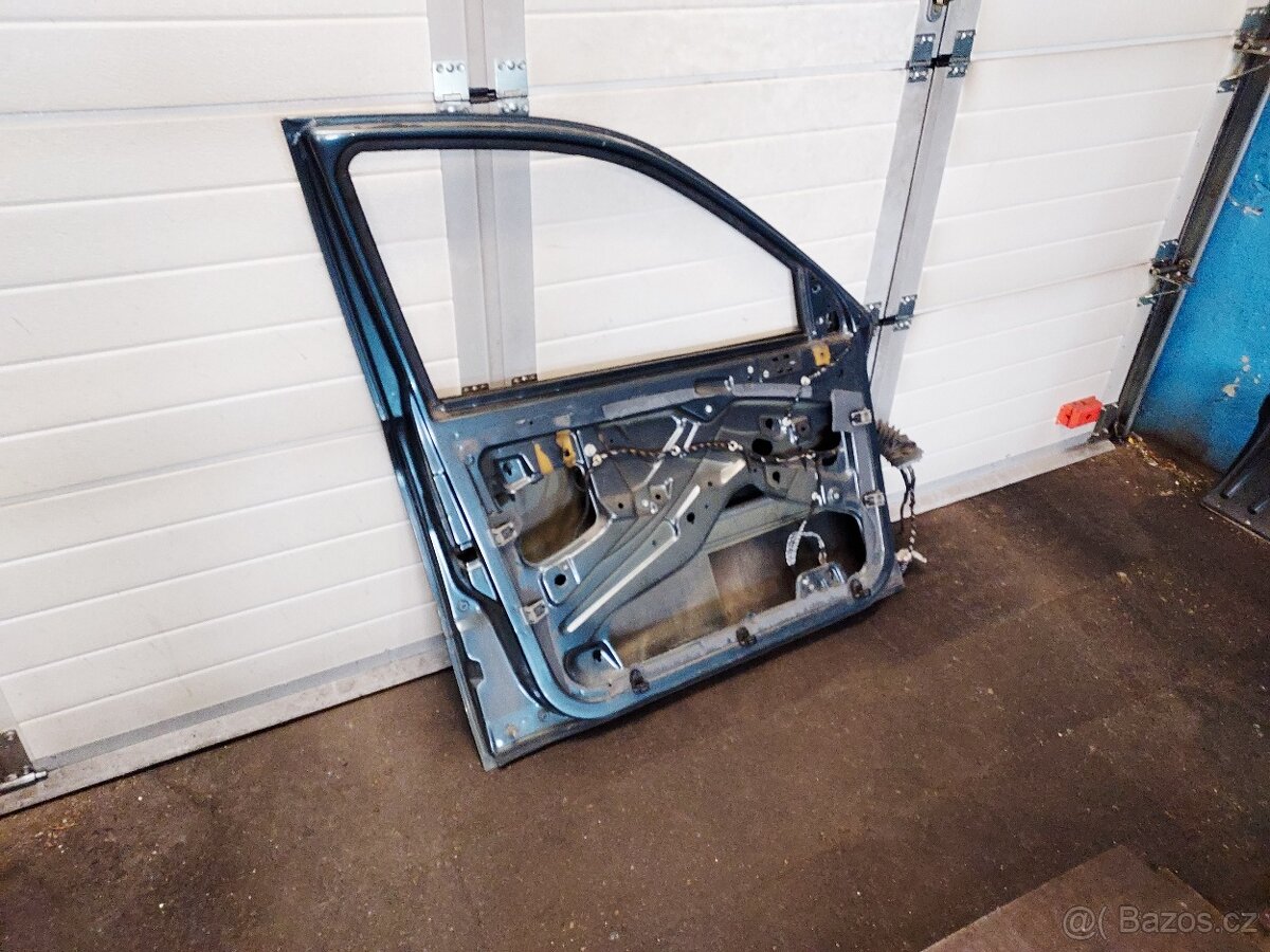 levé přední dveře Octavia 1 - 3