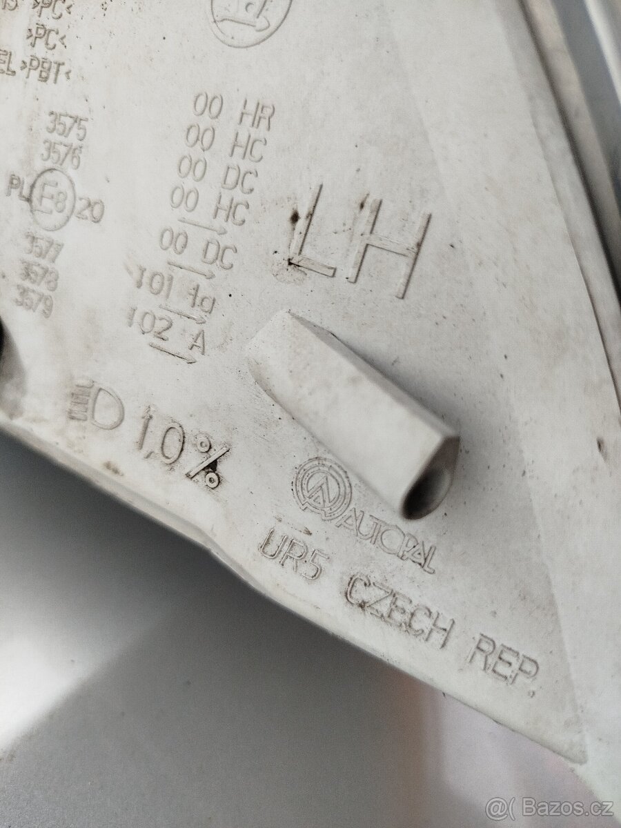 Přední světla na Š Octavia 2 před facelift - 3