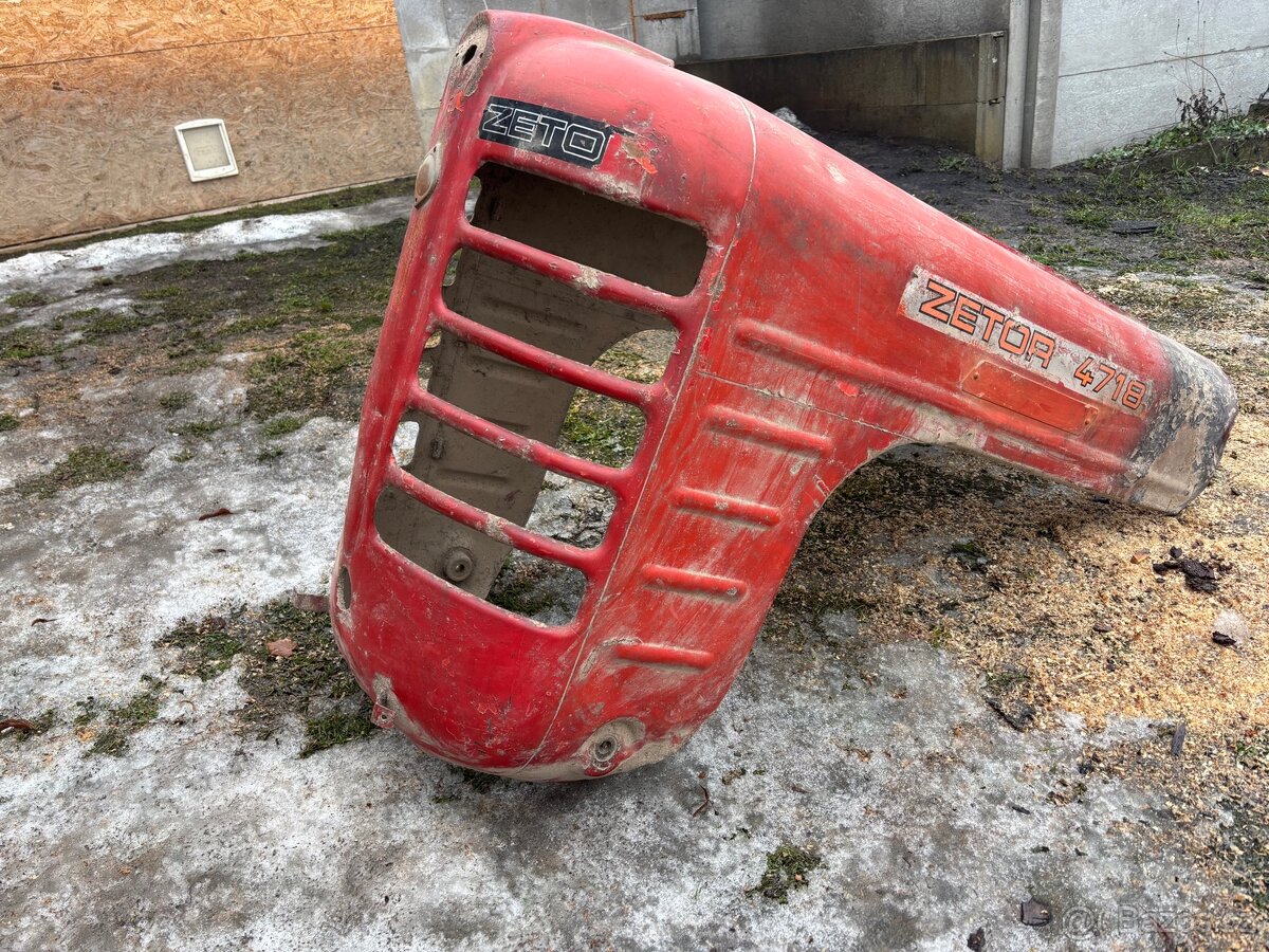 Kapota Zetor - 3