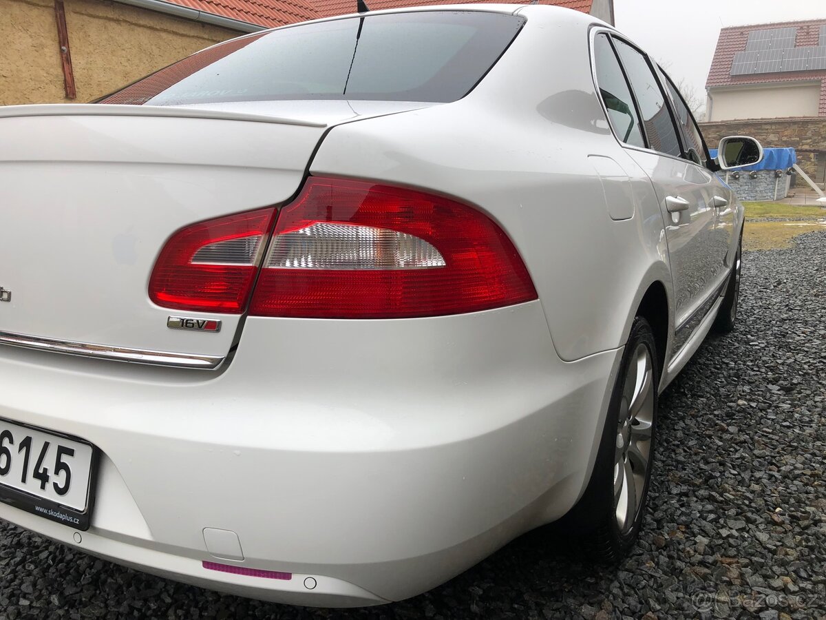 Škoda Superb 2,0 TDI/103kW Ambition - 3