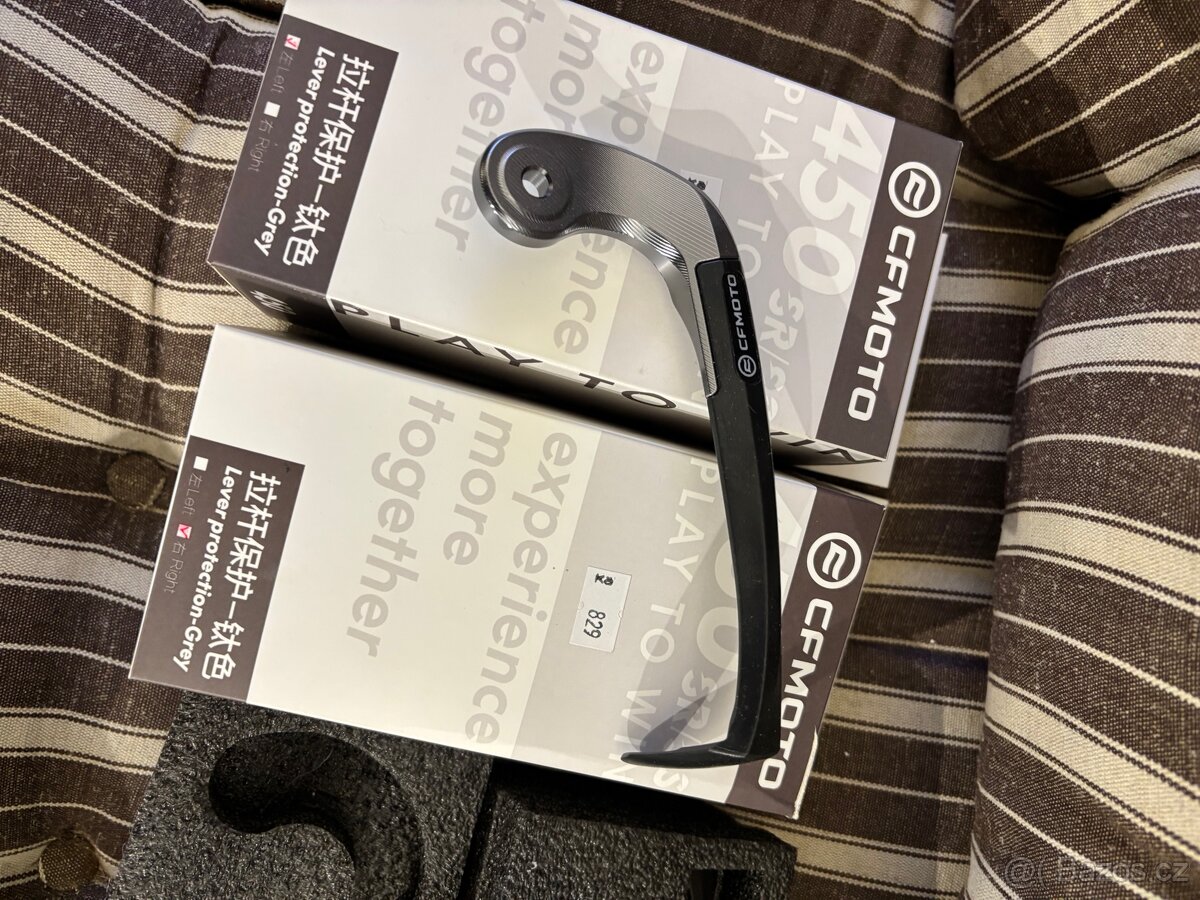 CFMOTO SR 450 sada chráničů páček - 3