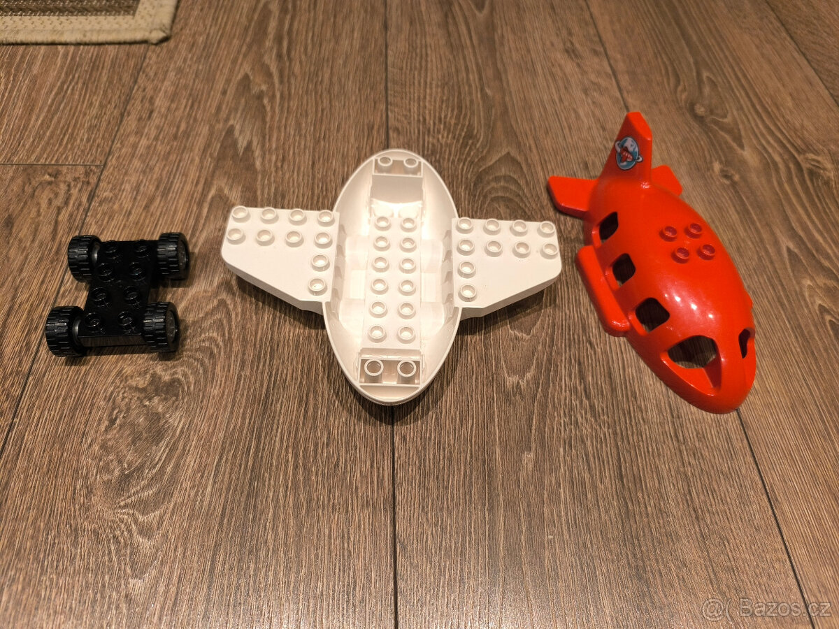 Lego Duplo letadlo červenobílé - 3