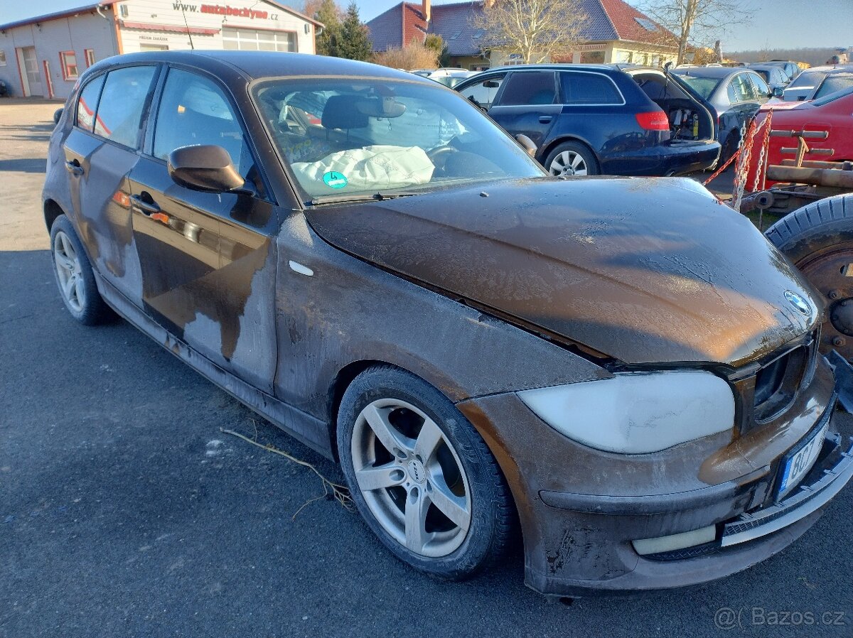 BMW E87 116D 2010 85kW 2,0d KRASNY, malo KM, DILY - 3
