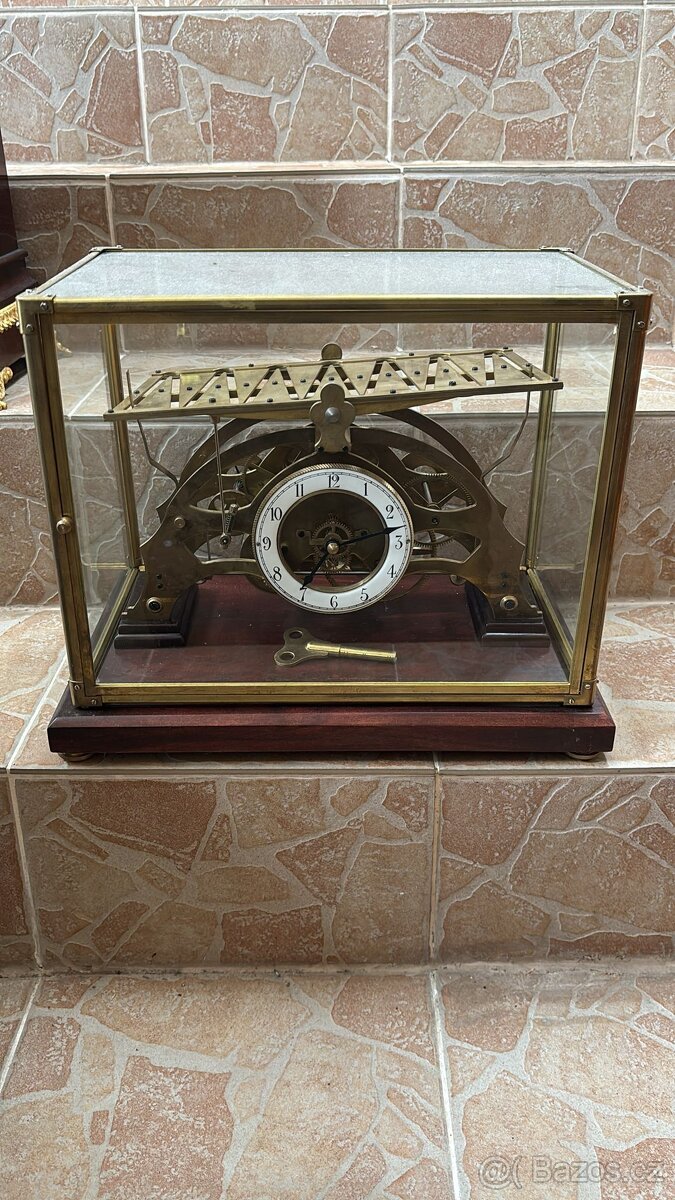 Kopím starozitne hodiny - 3